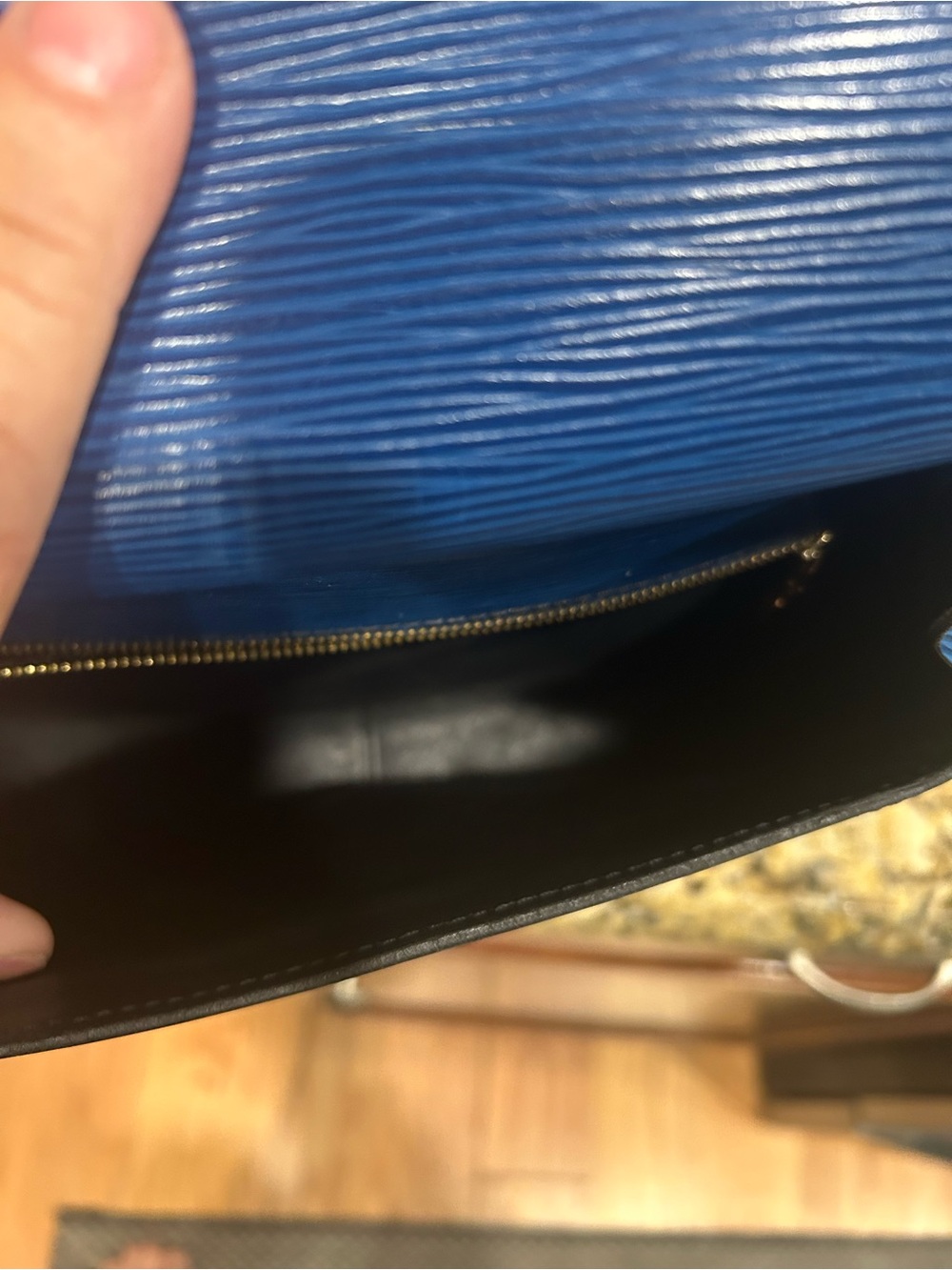 Louis Vuitton Saint Cloud gm Epi Blue Leather with coa - Picture 12 of 14